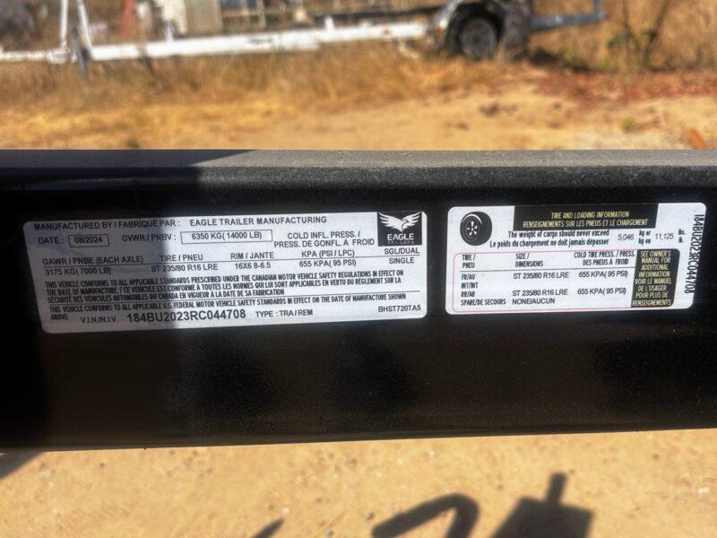 Trailer deck close-up